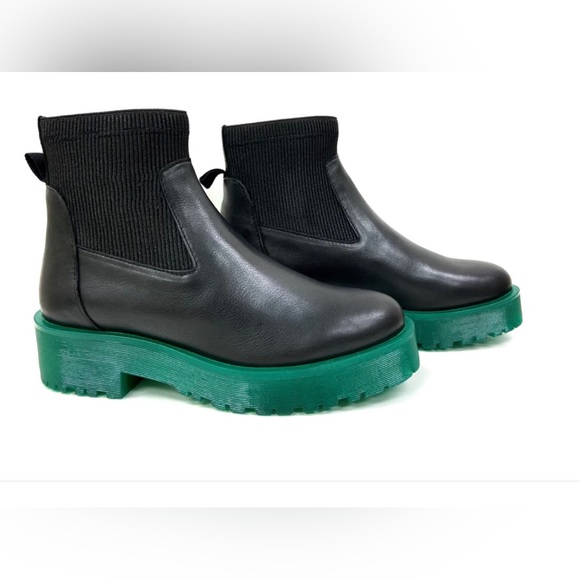 OOBASH
Olivia Green Platform Chelsea Boots - Picture 3 of 5